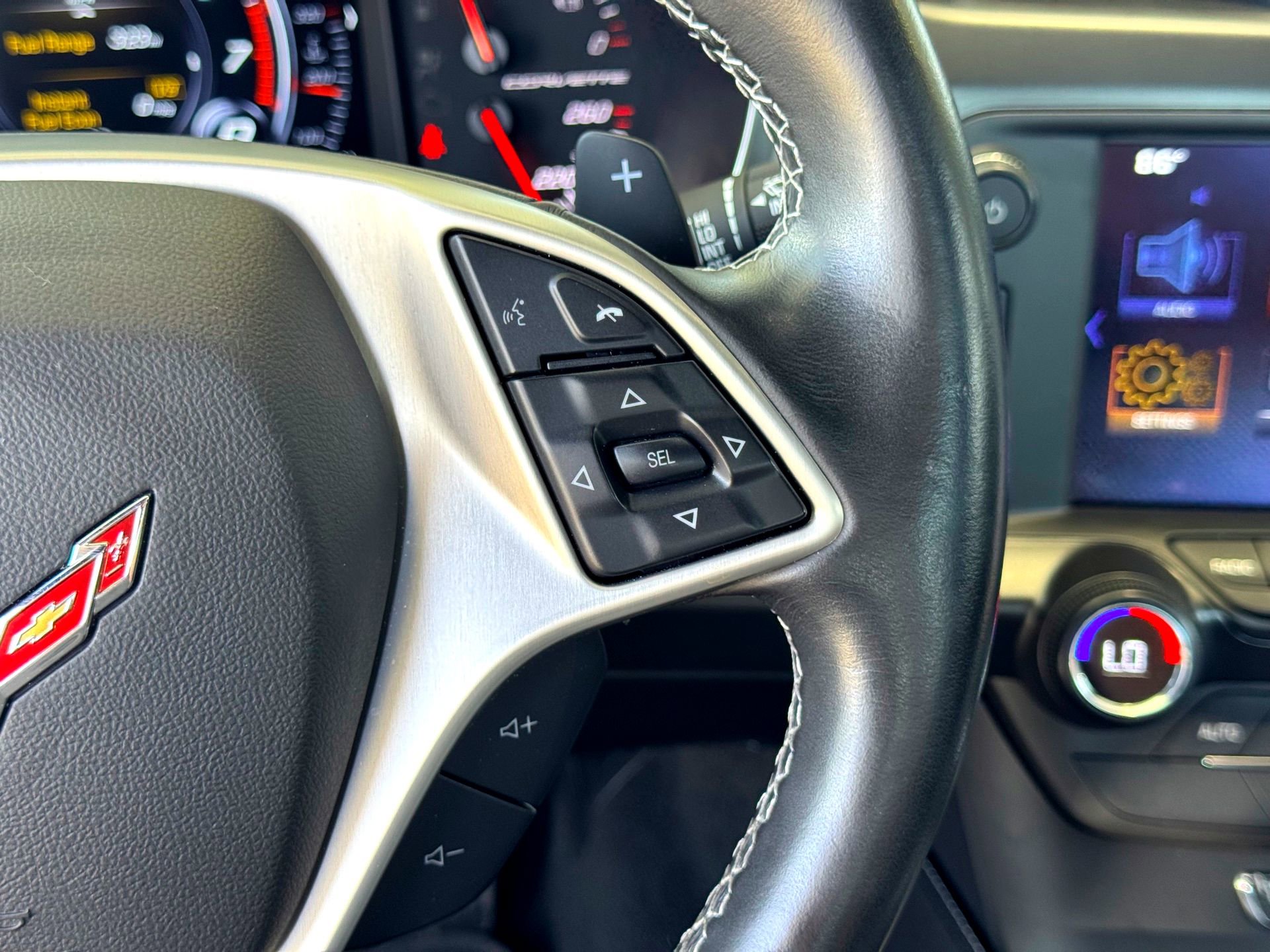 Used 2019 Chevrolet Corvette Stingray Coupe w/ 1LT image 26