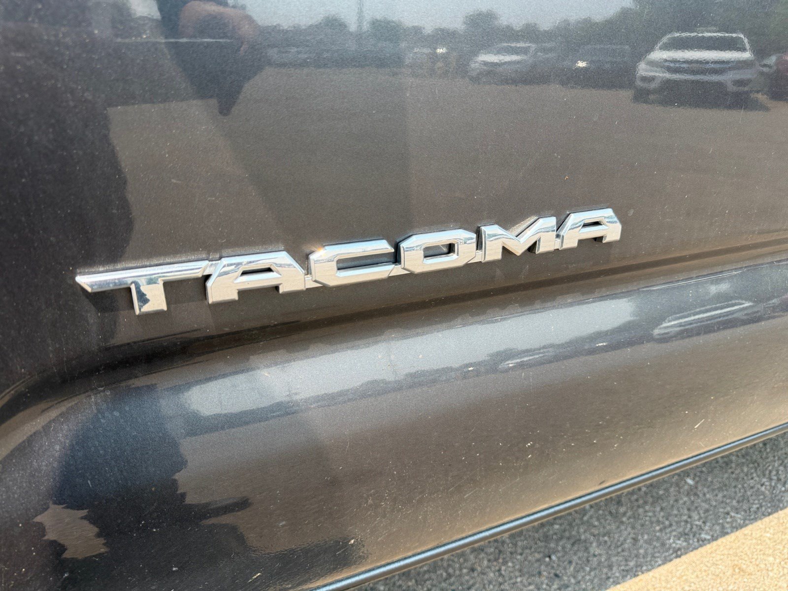 Used 2023 Toyota Tacoma TRD Off-Road AWD/4WD image 23