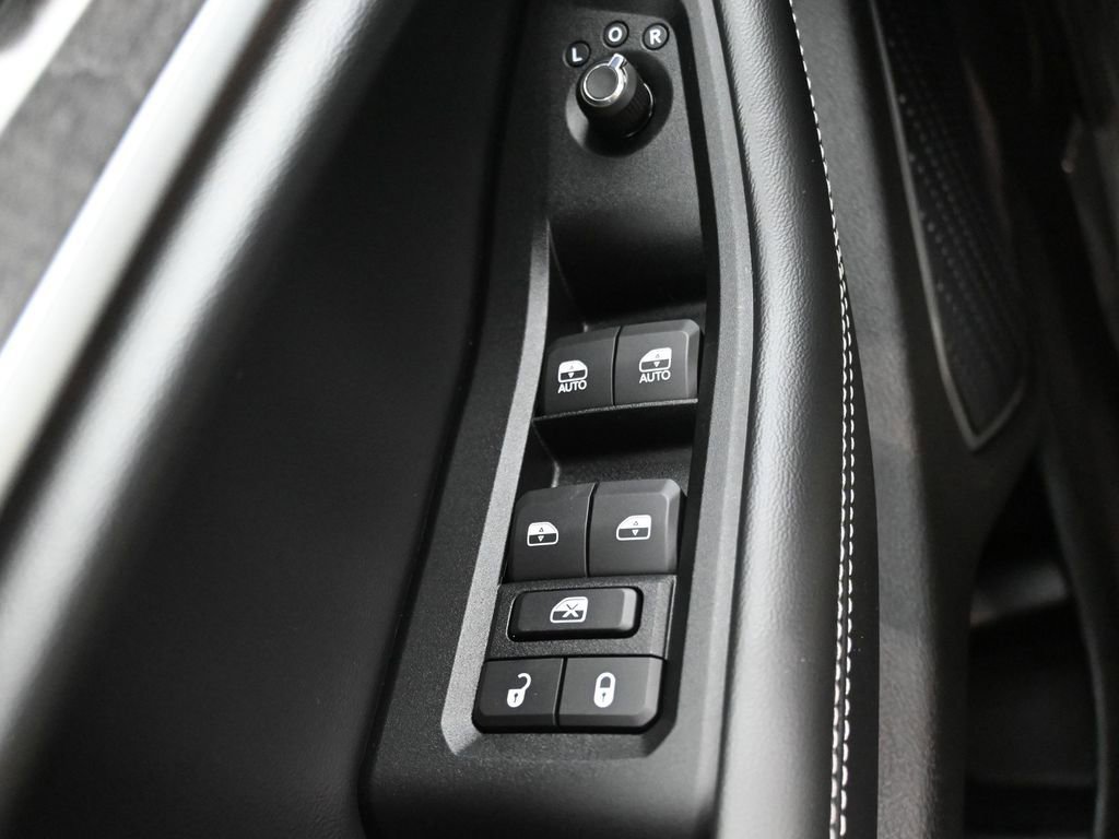 New 2025 Jeep Grand Cherokee Limited w/ Luxury Tech Group II image 20