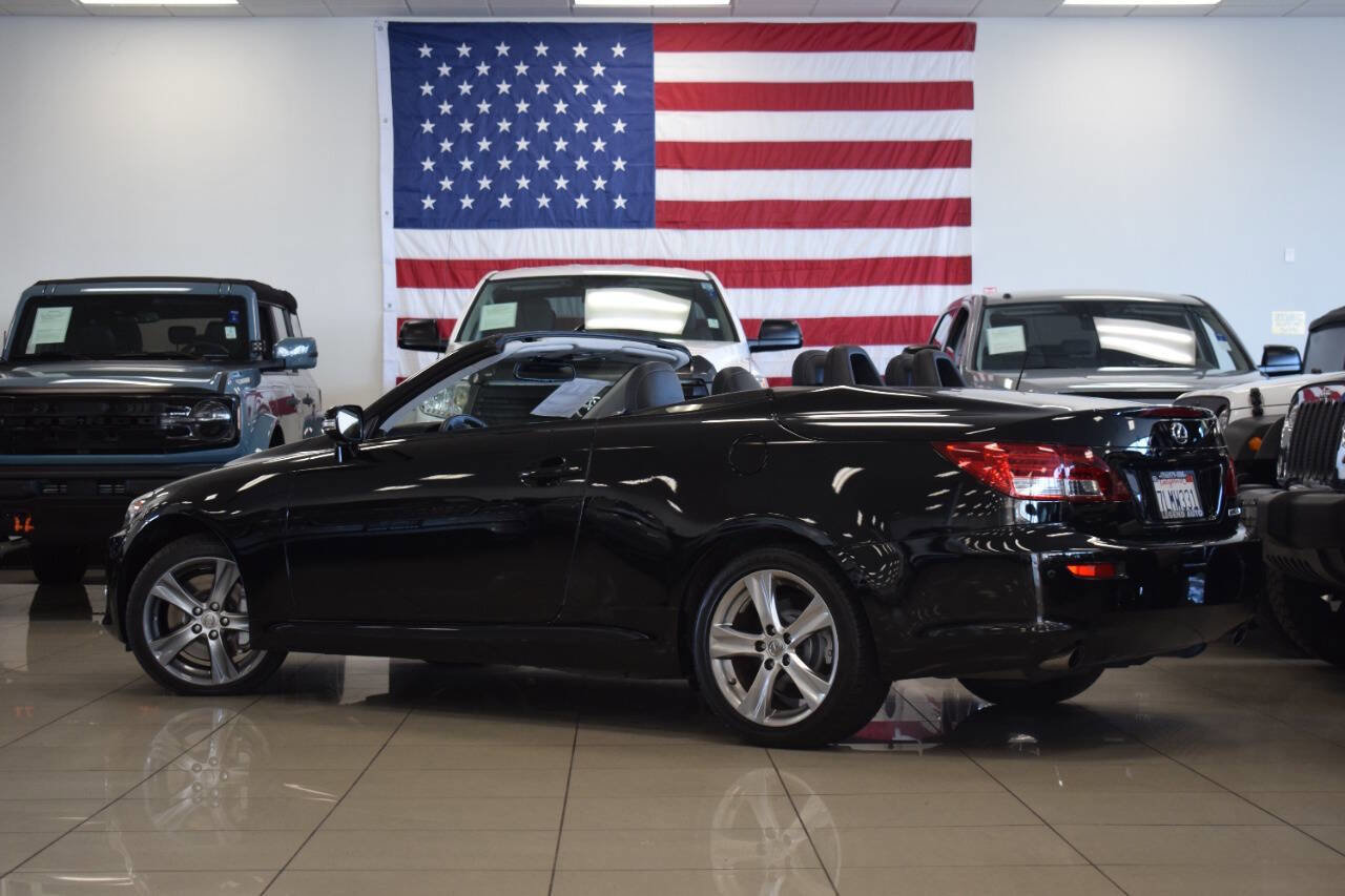 Used 2013 Lexus IS 350C Base 2dr Convertible w/ Luxury Pkg image 25