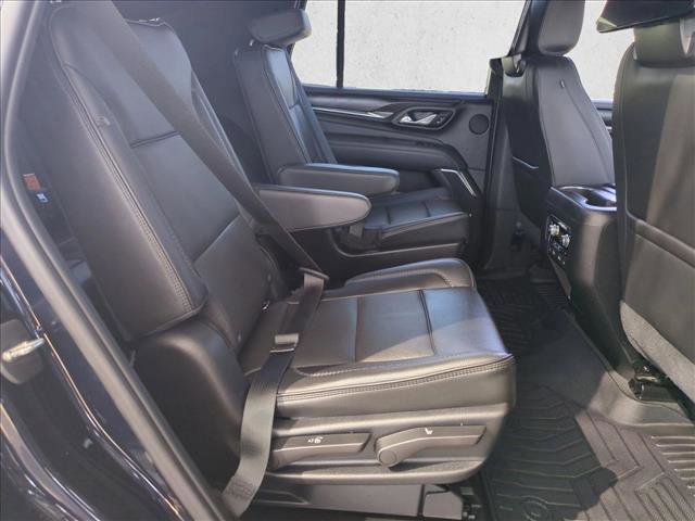 Used 2021 GMC Yukon Denali w/ Denali Premium Package AWD/4WD image 22