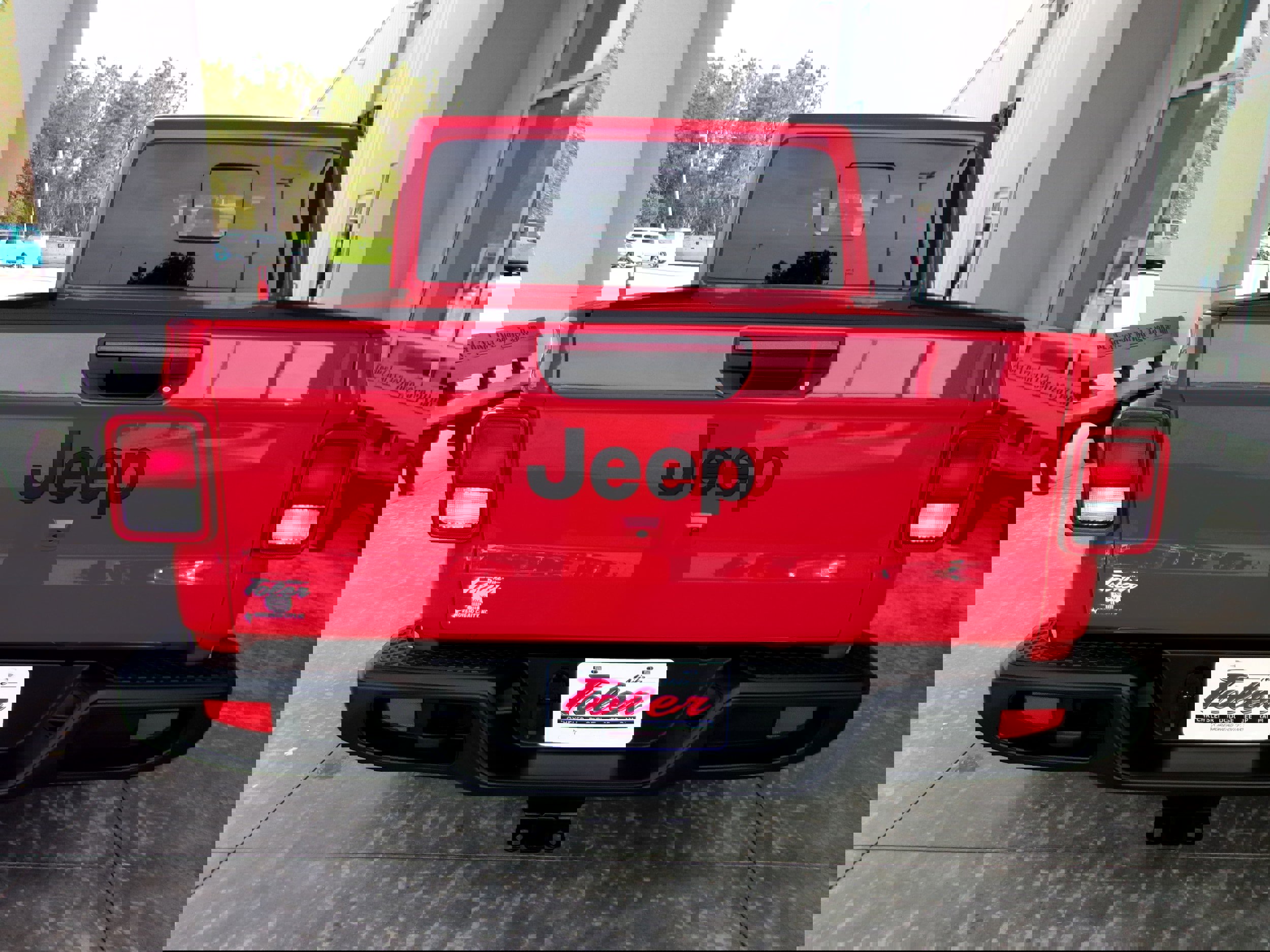 New 2025 Jeep Gladiator Sport image 20