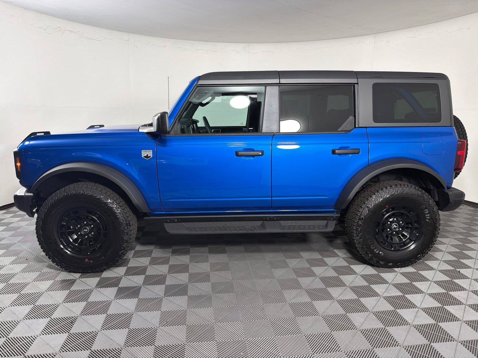 New 2026 Ford Bronco Big Bend w/ Black Diamond Package AWD/4WD image 4