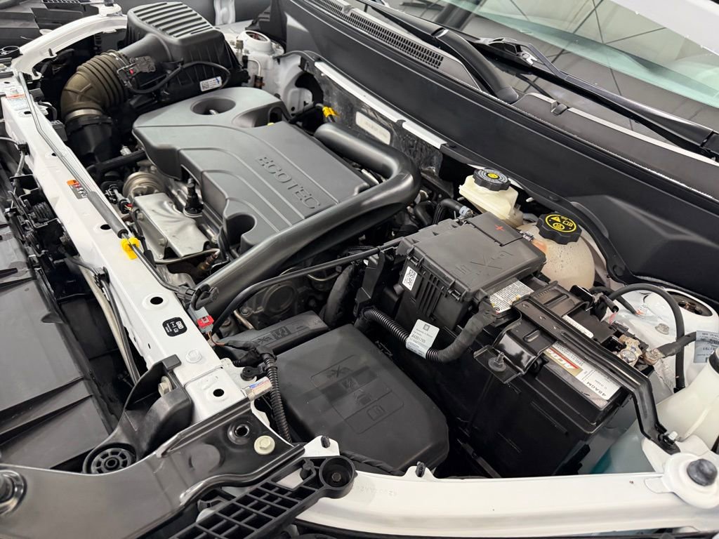 Used 2023 GMC Terrain SLE FWD image 8