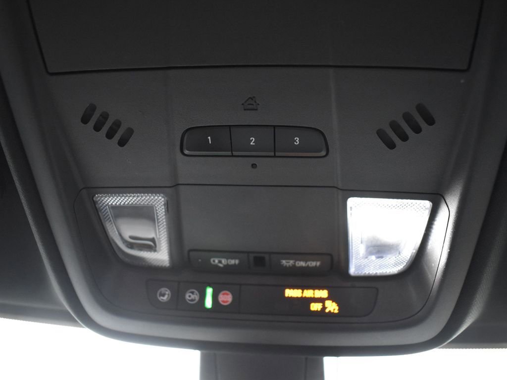 Used 2023 Cadillac XT5 Luxury image 23