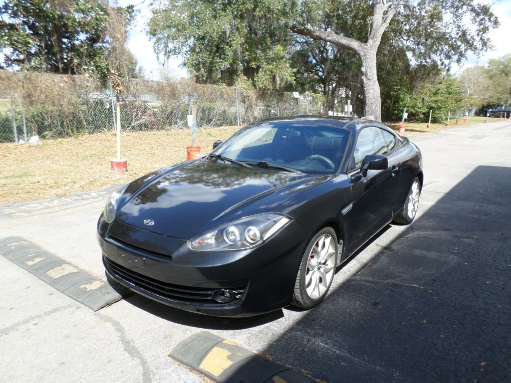 Used 2007 Hyundai Tiburon GT image 3