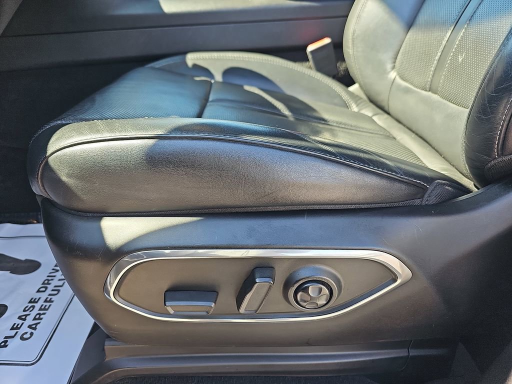 Used 2022 Jeep Wagoneer Series III w/ Premium Group I image 34