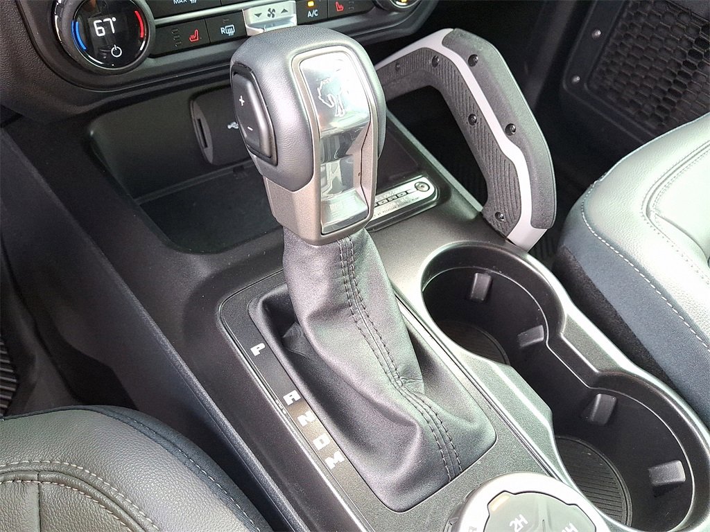Used 2023 Ford Bronco Outer Banks image 15