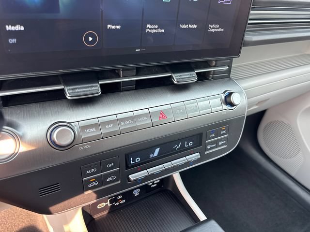 Used 2024 Hyundai Kona SEL AWD/4WD image 23