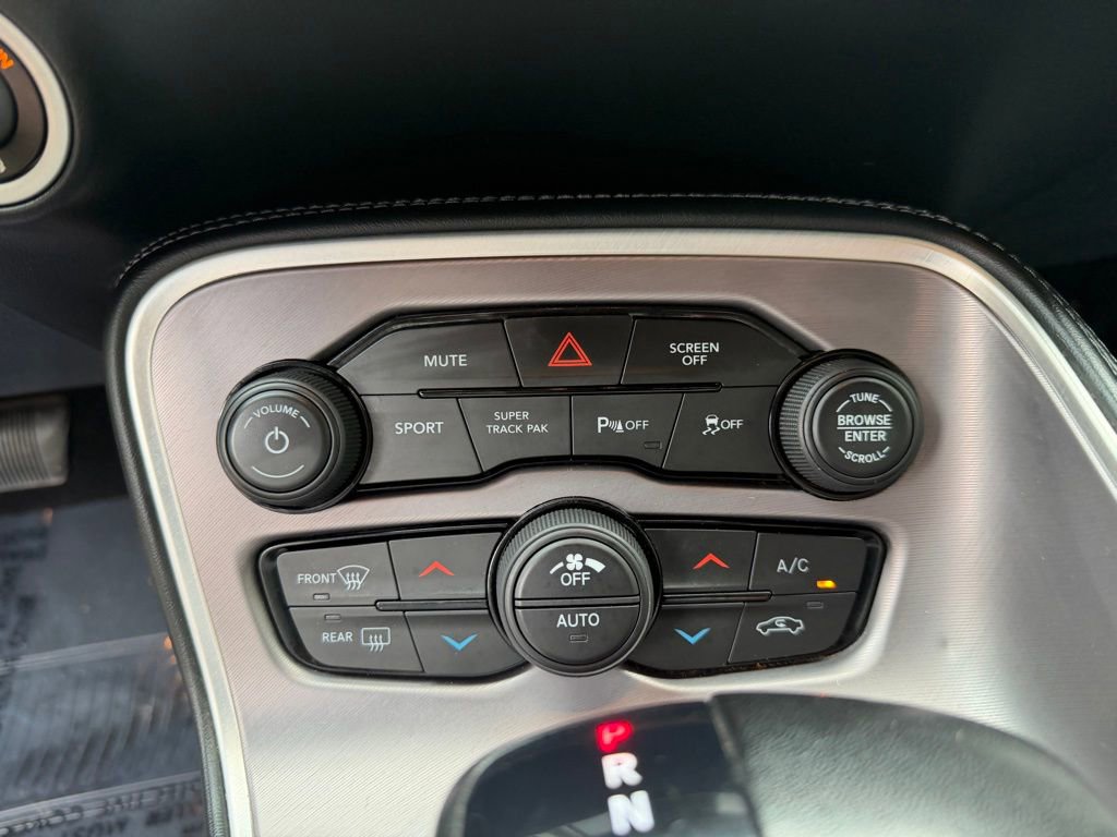Used 2022 Dodge Challenger R/T w/ Plus Package image 21