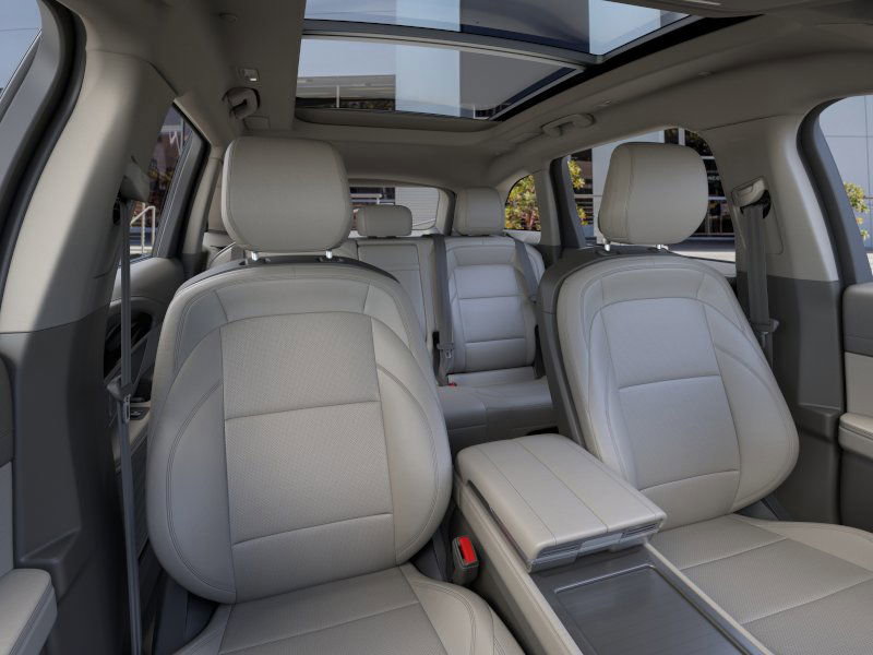 New 2025 Lincoln Nautilus Premier w/ Equipment Group 102A image 9