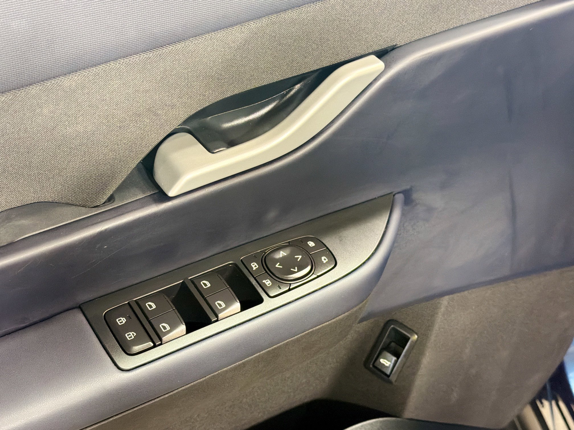 Used 2023 Fisker Ocean One AWD/4WD image 22