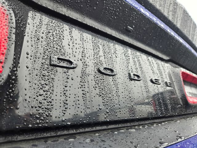 Used 2022 Dodge Challenger SXT w/ Blacktop Package image 9