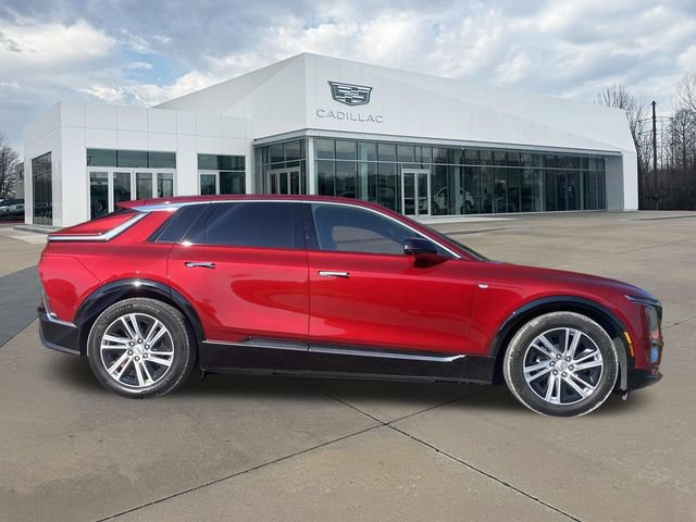 Certified 2024 Cadillac Lyriq Tech w/ Driver Assist Package AWD/4WD image 2