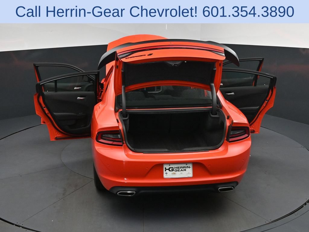 Used 2022 Dodge Charger SXT w/ Blacktop Package AWD/4WD image 48