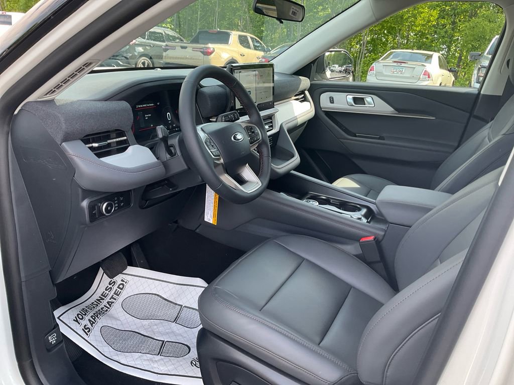New 2026 Ford Explorer Active w/ Active Comfort Package RWD image 15