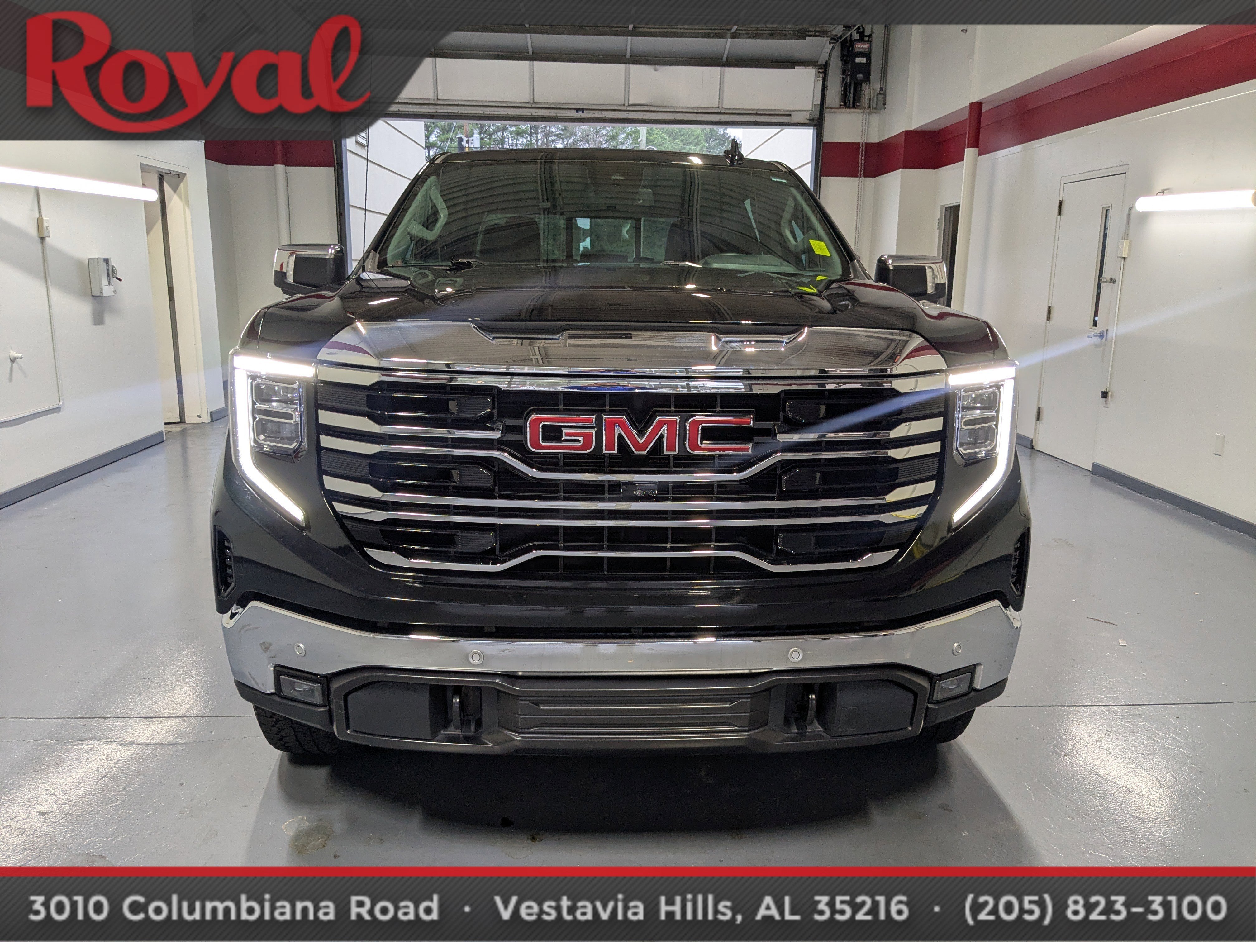 Used 2022 GMC Sierra 1500 SLT w/ SLT Premium Plus Package image 6
