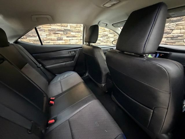 Used 2017 Toyota Corolla SE w/ Carpet Mat Package (TMS) FWD image 30
