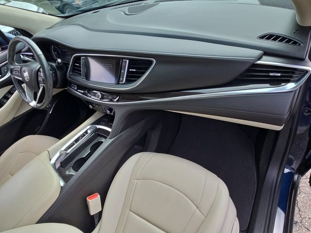 Used 2024 Buick Enclave Essence w/ Experience Buick Package FWD image 15