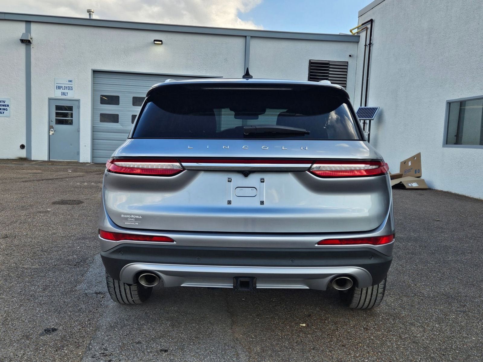 Used 2024 Lincoln Corsair Reserve w/ Towing Package AWD/4WD image 6