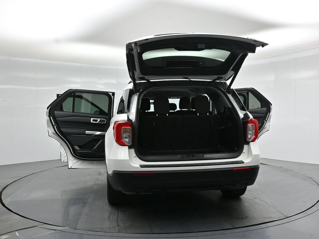 Certified 2024 Ford Explorer XLT RWD image 33