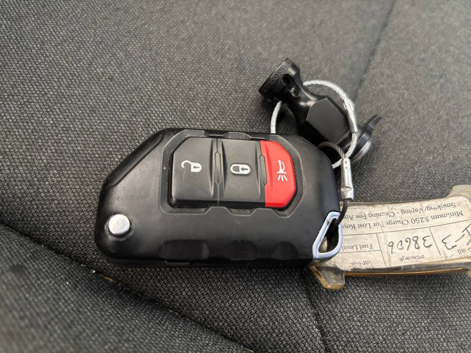Used 2025 Jeep Wrangler Unlimited Sport AWD/4WD image 17