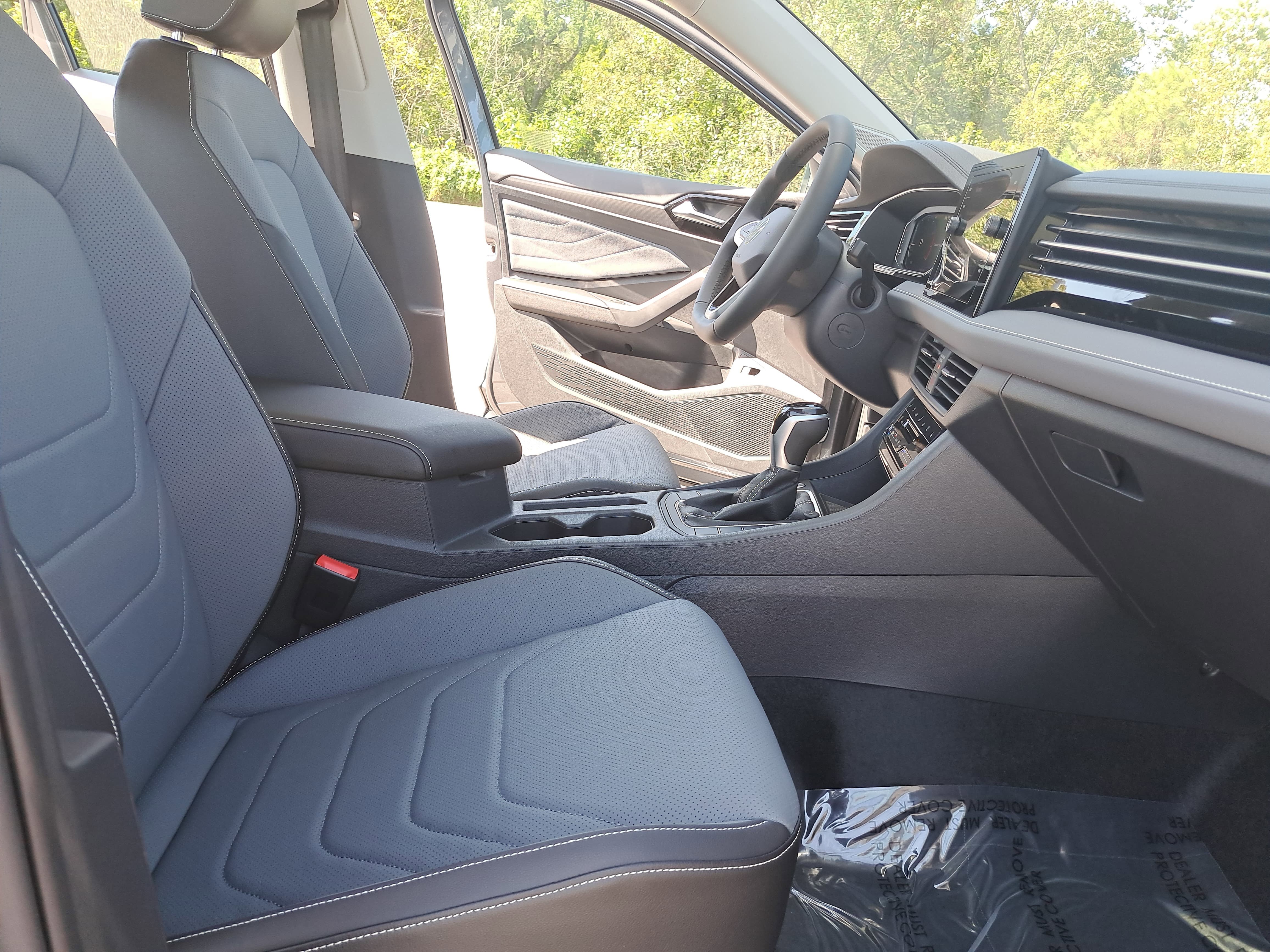 New 2026 Volkswagen Jetta SEL FWD image 10