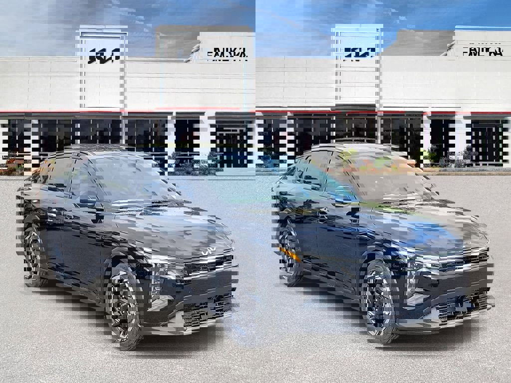 New 2026 Kia K4 EX