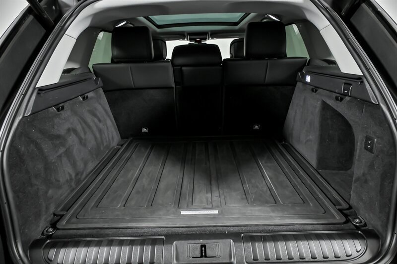 Used 2019 Land Rover Range Rover Sport HSE AWD/4WD image 13