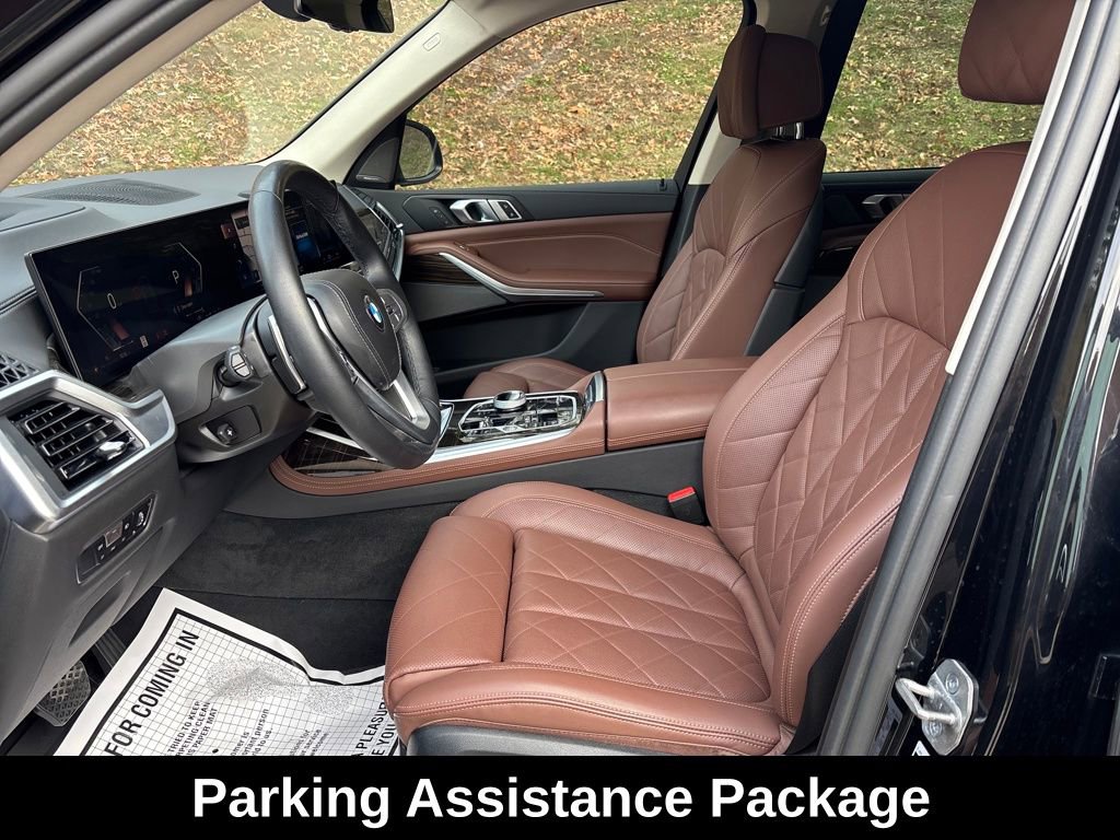 Used 2023 BMW X7 xDrive40i w/ Premium Package image 10