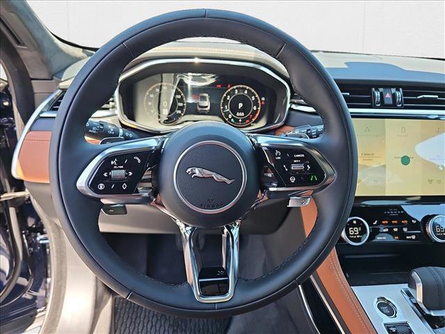 New 2026 Jaguar F-PACE R-Dynamic S image 15