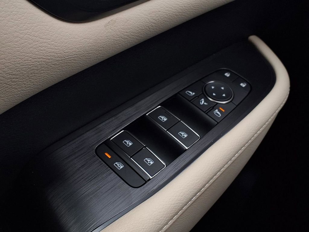 New 2026 Nissan Armada Platinum RWD image 16