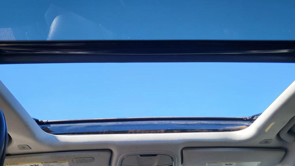 Used 2019 Jeep Cherokee Limited image 40