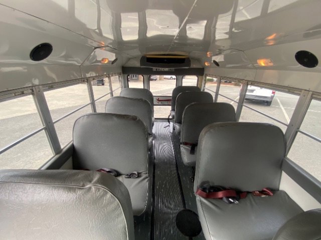 Used 2001 Chevrolet Express 3500 image 11