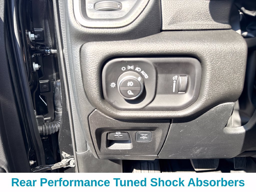Used 2026 RAM 1500 Warlock AWD/4WD image 13