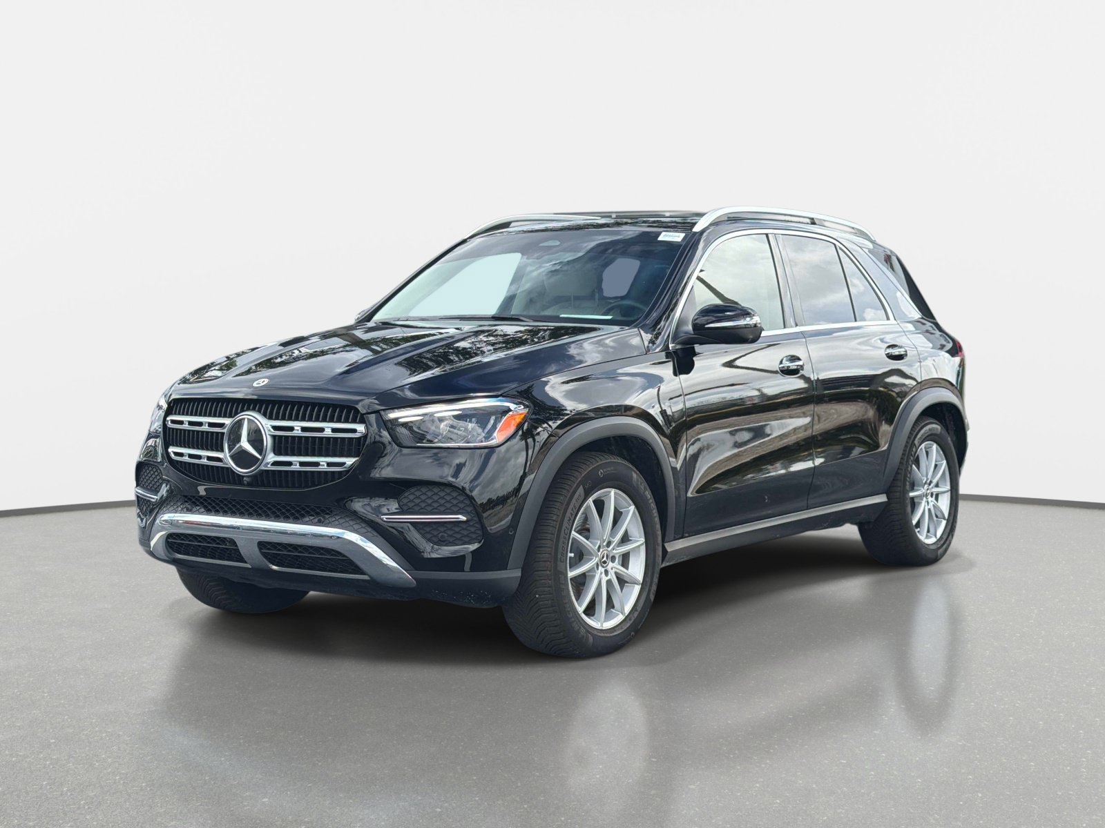 Used 2024 Mercedes-Benz GLE 350 4MATIC w/ Winter Package image 7
