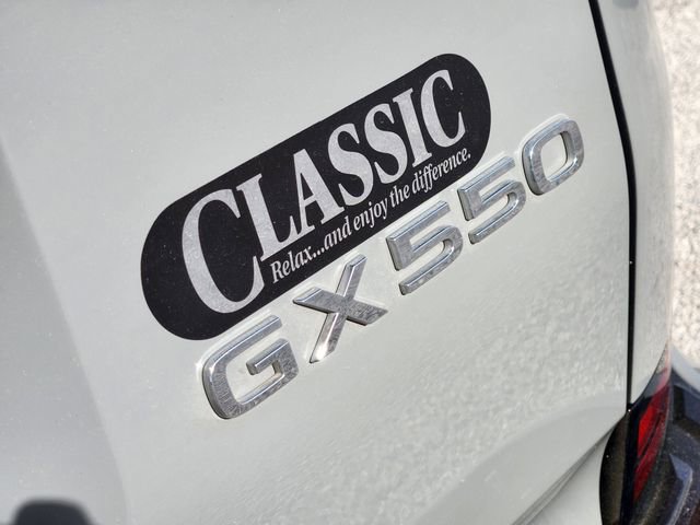 Used 2024 Lexus GX 550 550 Luxury w/ Accessory Package (Z1) image 12