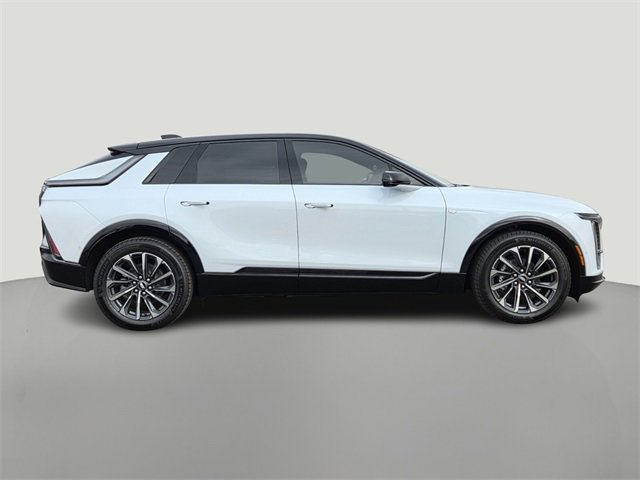 New 2026 Cadillac Lyriq Premium Sport image 7