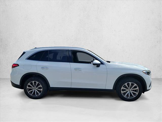 Used 2024 Mercedes-Benz GLC 300 image 4
