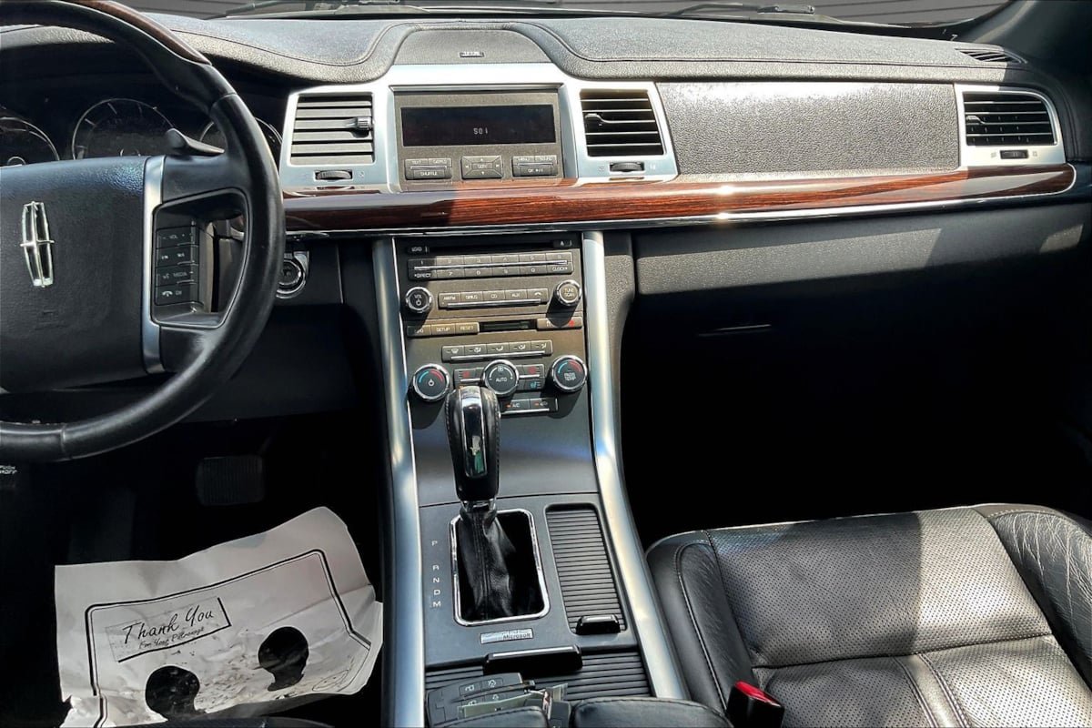 Used 2010 Lincoln MKS FWD image 14
