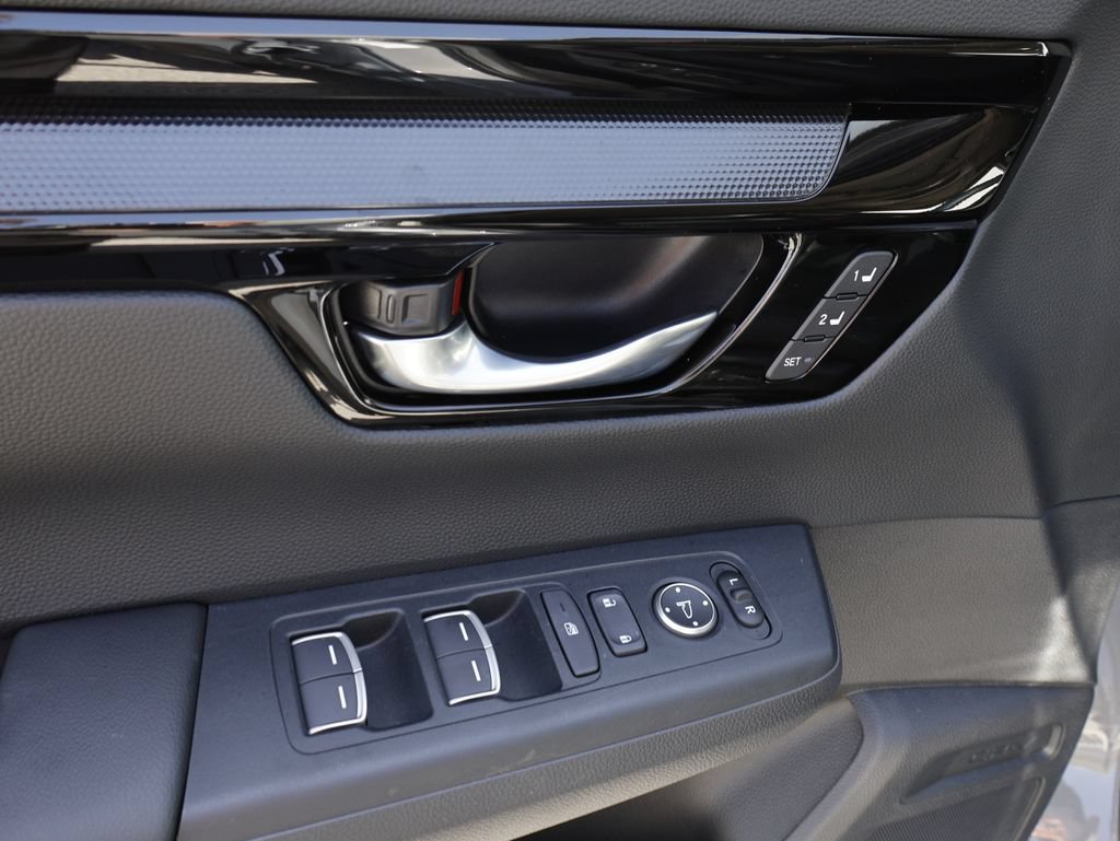 Used 2025 Honda CR-V EX-L image 21