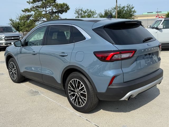 Used 2025 Ford Escape SE w/ PHEV Premium Package FWD image 8