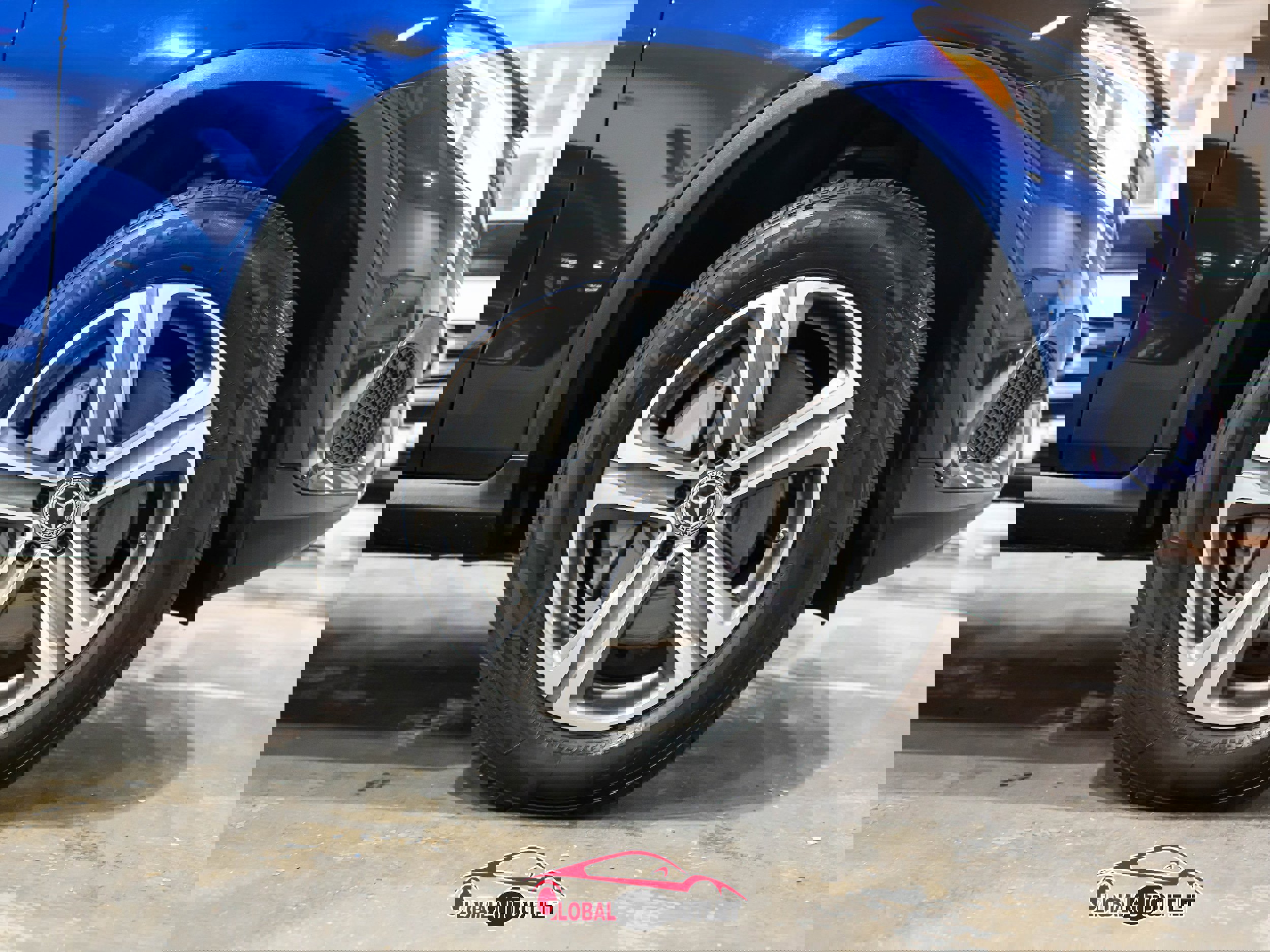 Used 2018 Mercedes-Benz GLC 300 4MATIC w/ Multimedia Package image 10