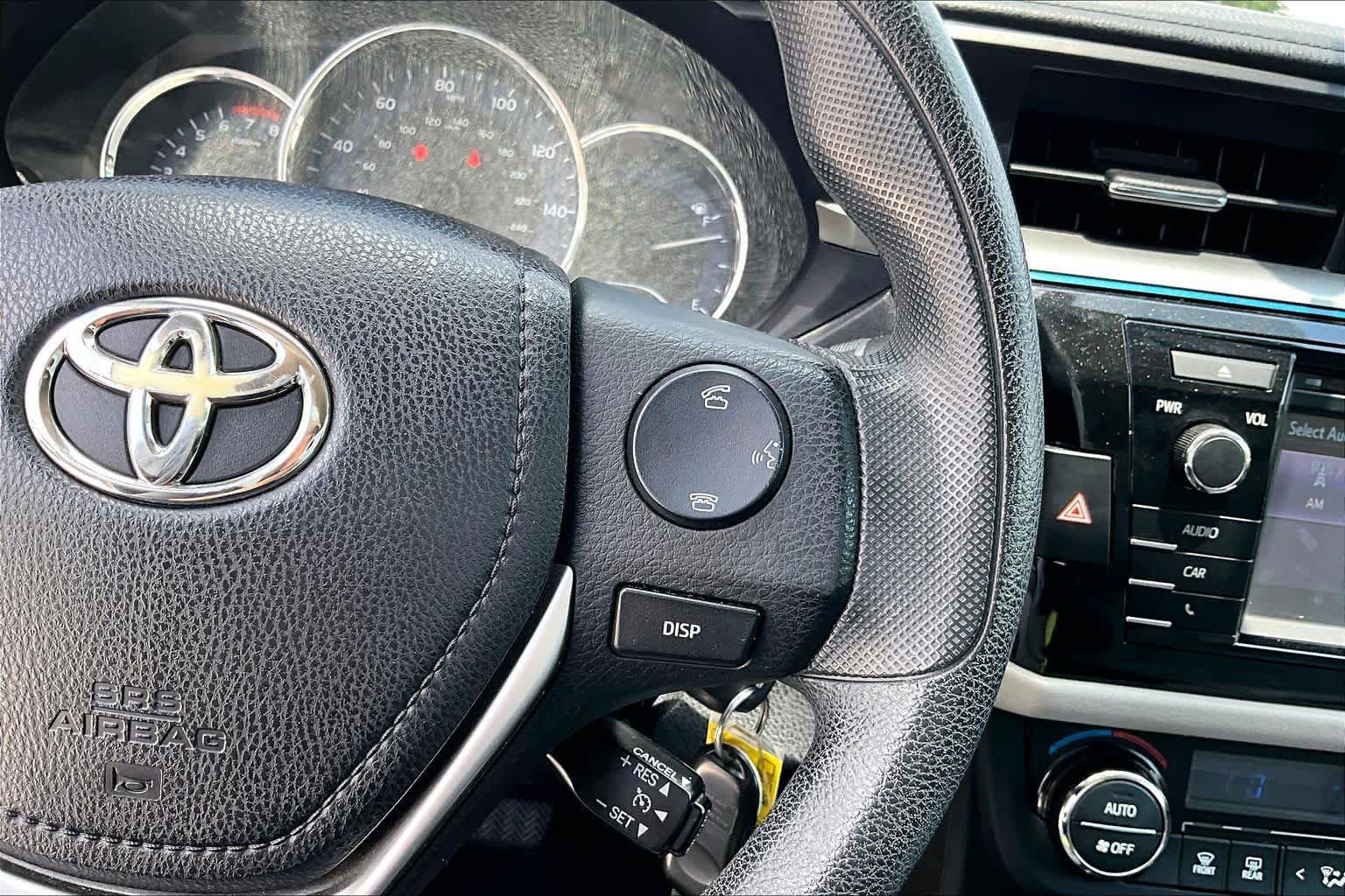 Used 2016 Toyota Corolla LE FWD image 22