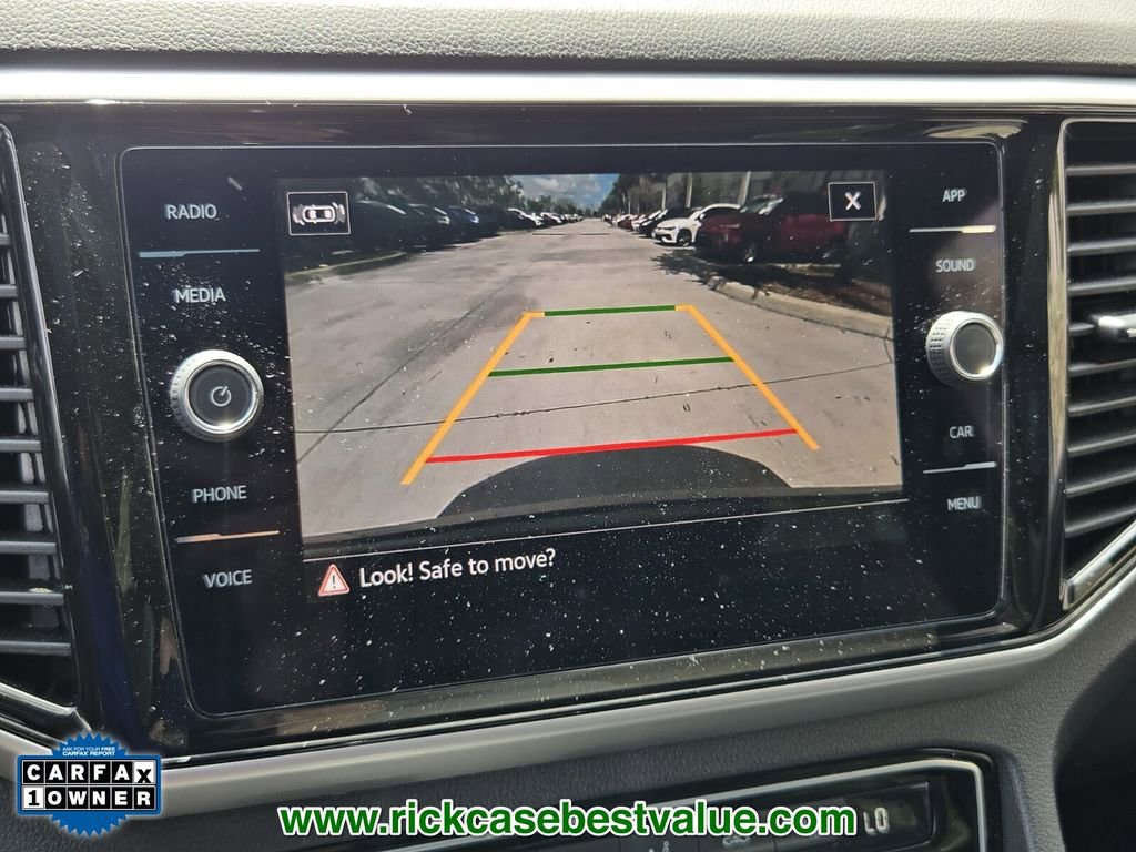 Used 2022 Volkswagen Atlas Cross Sport SE image 25