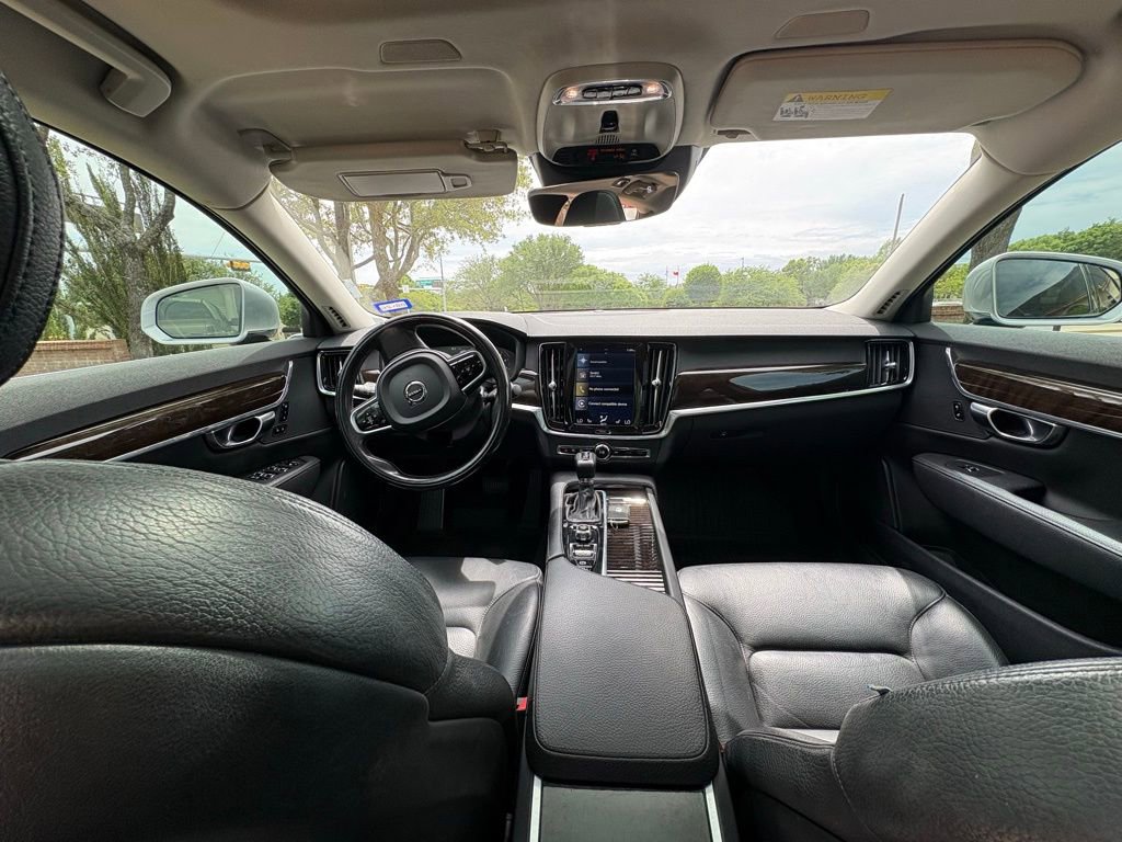 Used 2018 Volvo S90 T5 Momentum w/ Convenience Package image 9