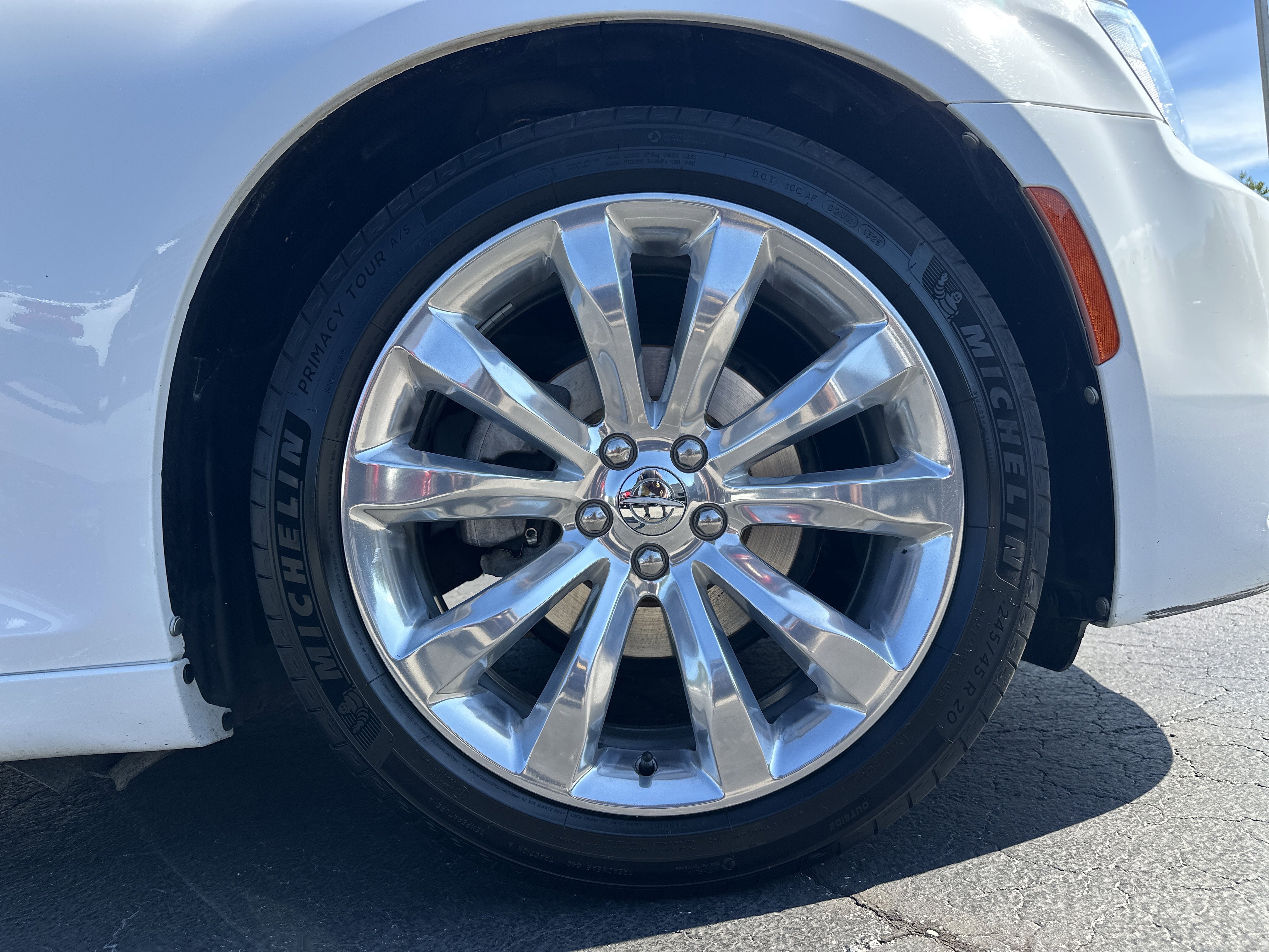 Used 2020 Chrysler 300 Touring L w/ Quick Order Package 2EF RWD image 13