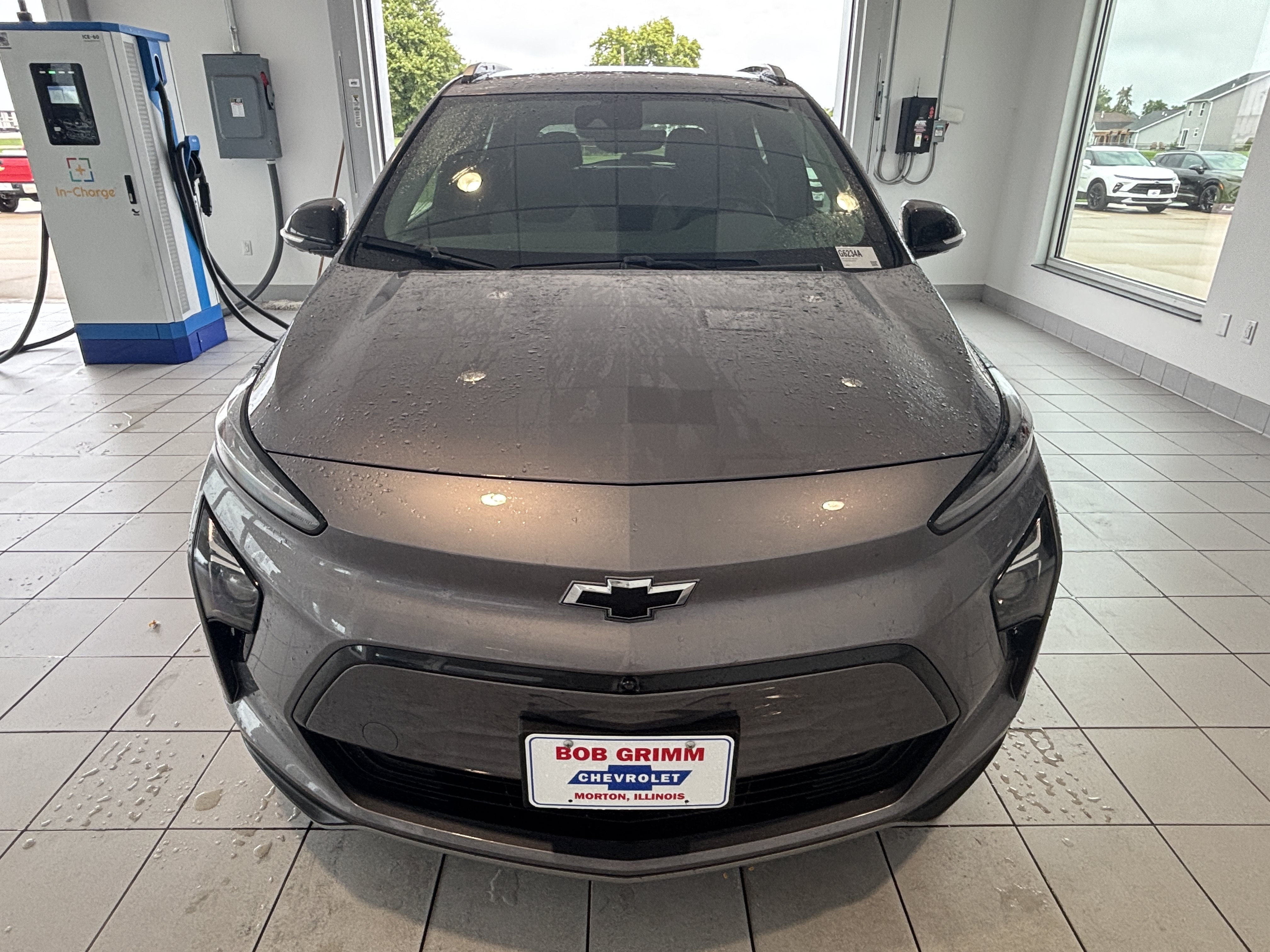 Used 2023 Chevrolet Bolt EUV Premier FWD image 5