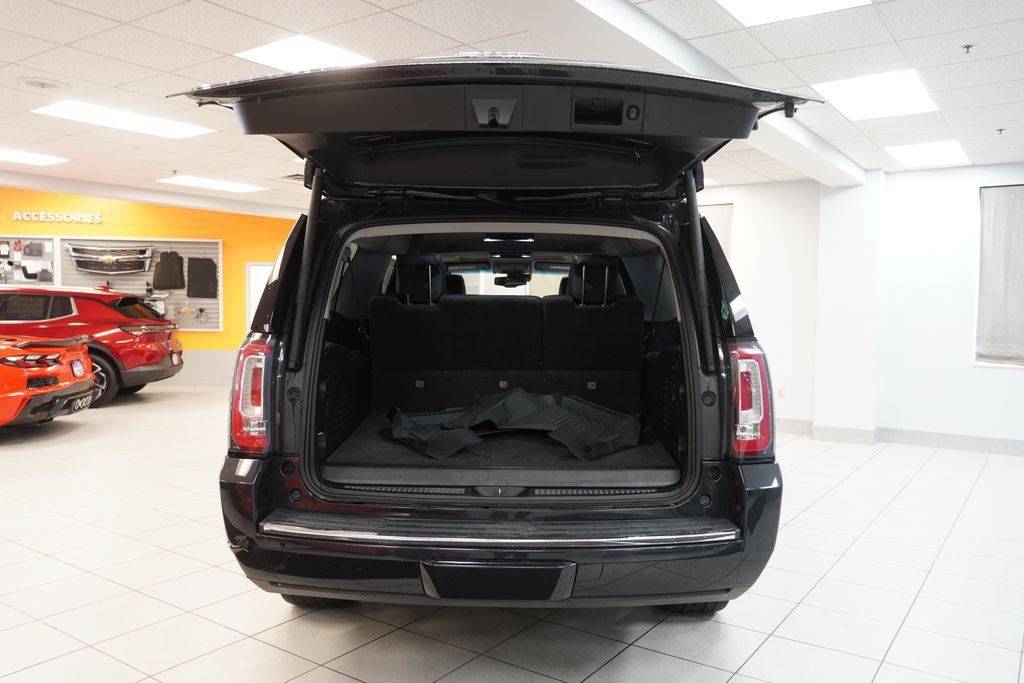 Used 2020 GMC Yukon XL Denali w/ Open Road Package AWD/4WD image 11