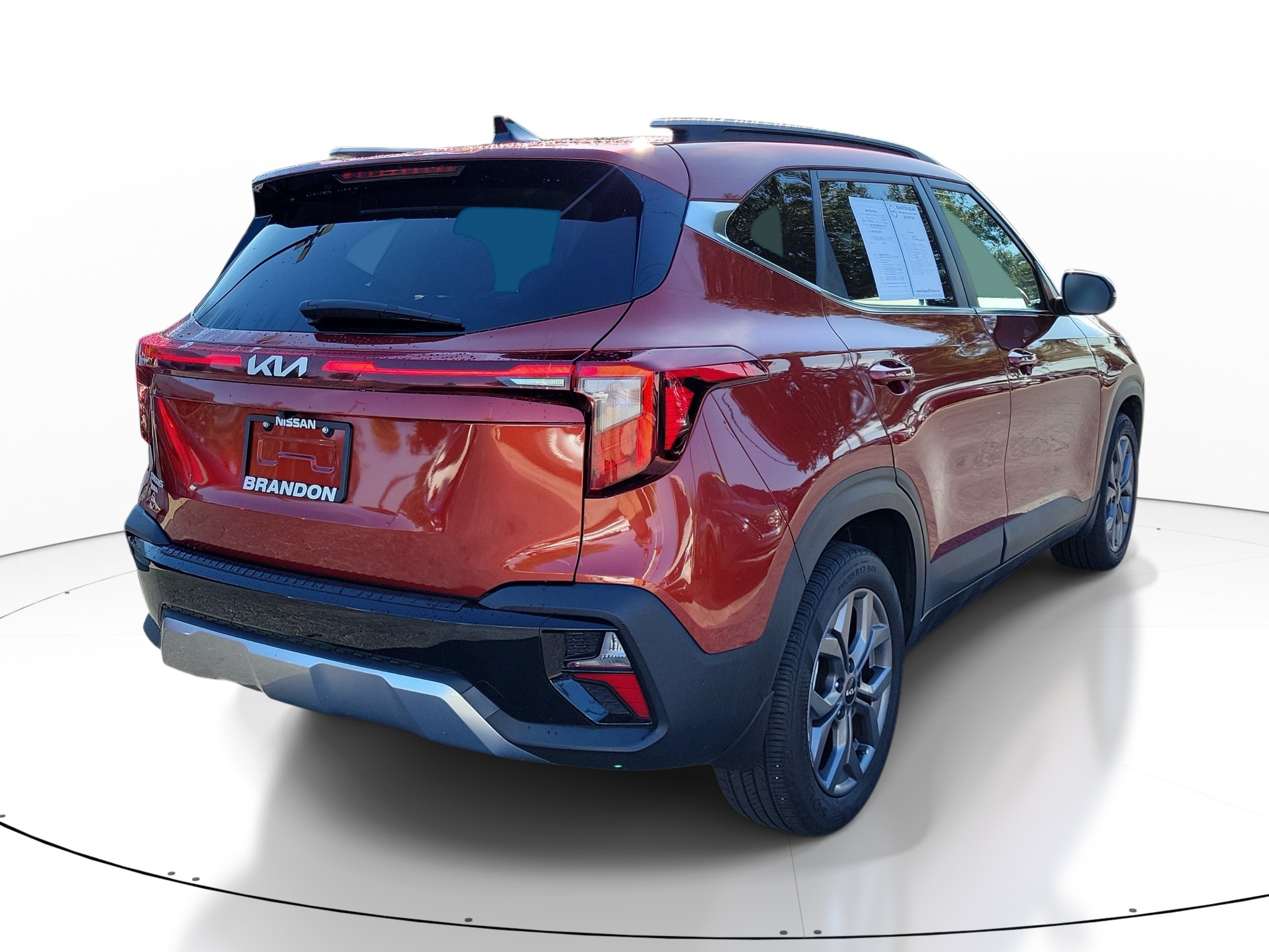Used 2024 Kia Seltos S FWD image 7